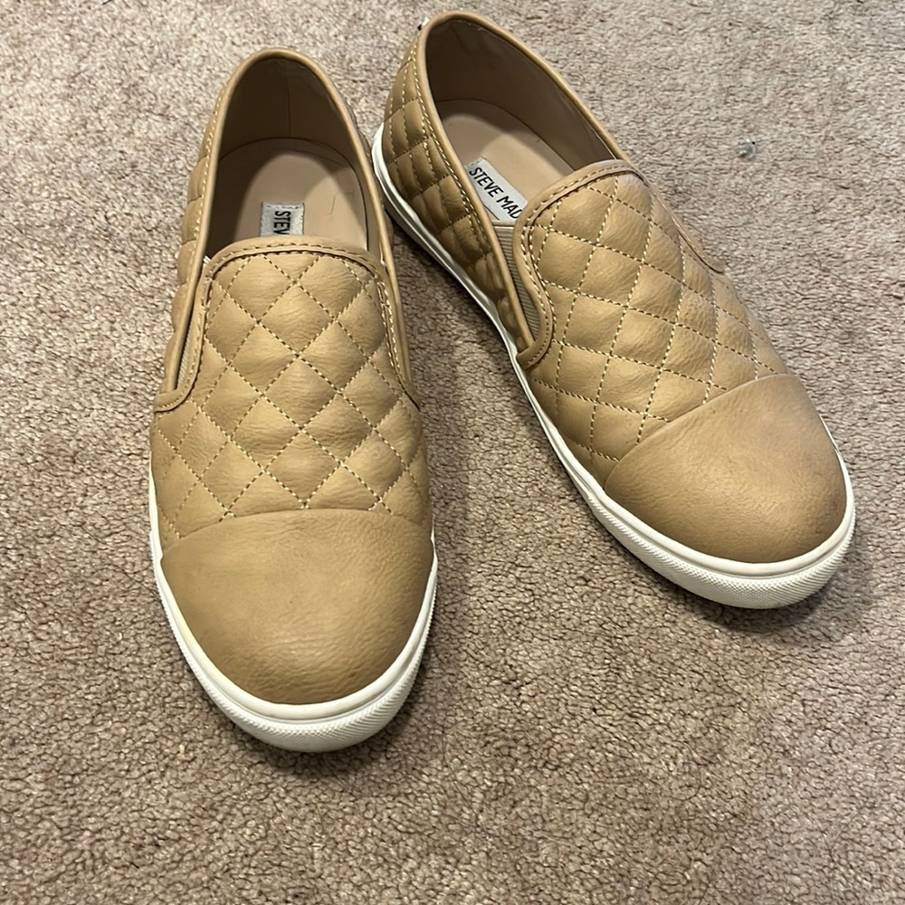 Steve Madden slip on sneakers